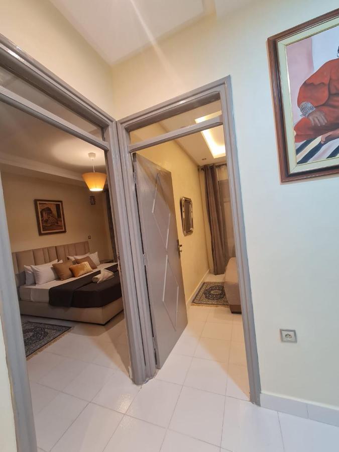 Chaleureux Pres De La Apartment