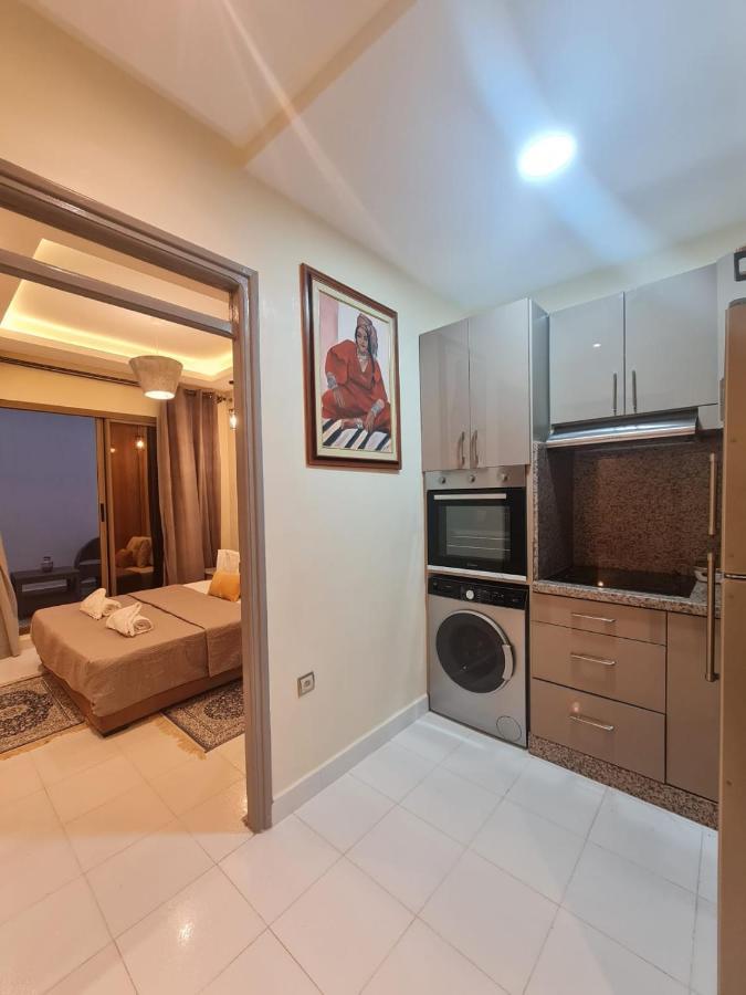 Chaleureux Pres De La Apartment